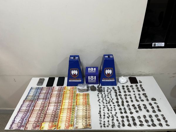 Materiais apreendidos pela Polícia Militar durante operação na Grande Vitória entre sexta e sábado (9 e 10 de junho de 2023)