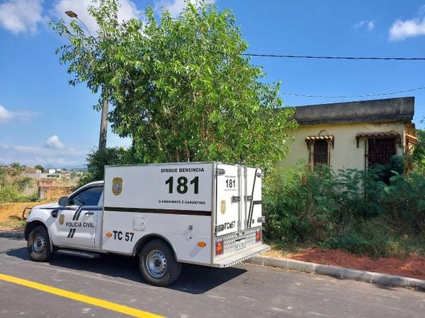 Corpo foi encontrado dentro de residência em Viana