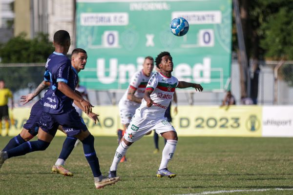 Vitória e Portuguesa (RJ), pela Série D do Campeonato Brasileiro