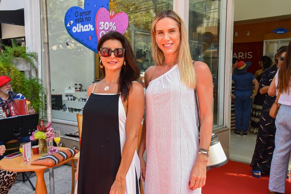 Janaína Gurgel e Simone Marconi