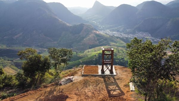 Construção da maior tirolesa da América Latina, que ficará em Pancas, Noroeste do ES