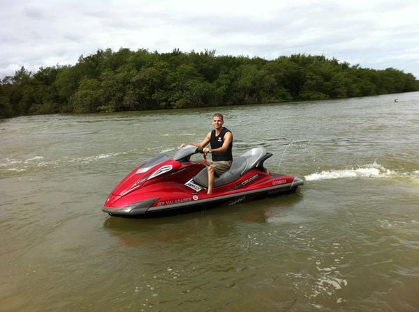 Jet Ski de Jeferson Valadares apreendido na Operação Frisson