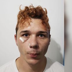 Breno Ribeiro Freire é acusado de matar o empresário David Dalrio por asfixia com um fio de ferro de passar roupa; crime ocorreu no ano de 2023, no bairro Jardim Camburi