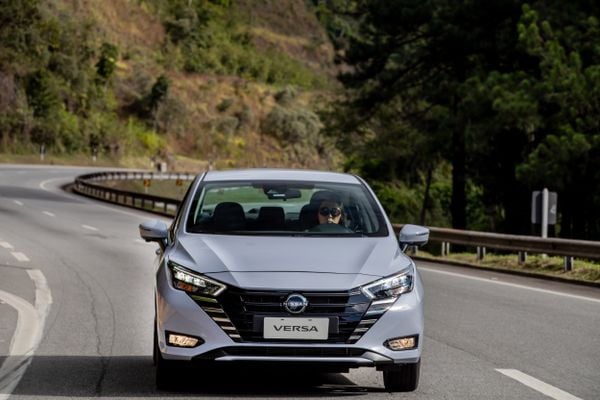 Nissan Versa 2024