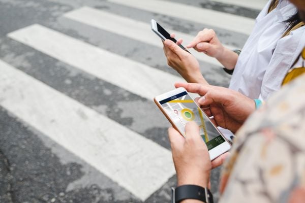 Com os apps de transporte, os usuários acionam os motoristas sem a necessidade de recorrer ao transporte público