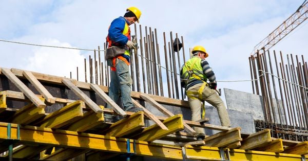 Há postos para ajudante de obras, atendente de marketing, auxiliar administrativo, balconista, caixa, cumim, pintor de obras, entre outras chances