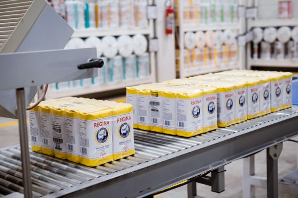 Farinha de trigo Regina está no mercado capixaba há oito décadas