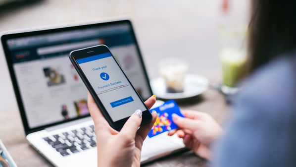 Segundo ministro, medida vai aumentar transparência e diminuir risco de lavagem de dinheiro. Haddad diz que Receita lançou R$ 8 bi em autos de infração tributária após operação contra PCC