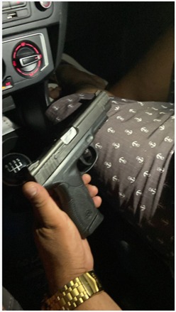 Armas e munições eram anunciadas em grupos na internet; entrega era feita por delivery por Divulgação | Polícia Civil