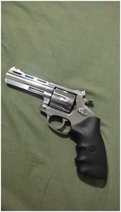 Armas e munições eram anunciadas em grupos na internet; entrega era feita por delivery por Divulgação | Polícia Civil