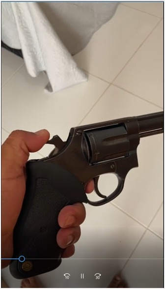 Armas e munições eram anunciadas em grupos na internet; entrega era feita por delivery por Divulgação | Polícia Civil