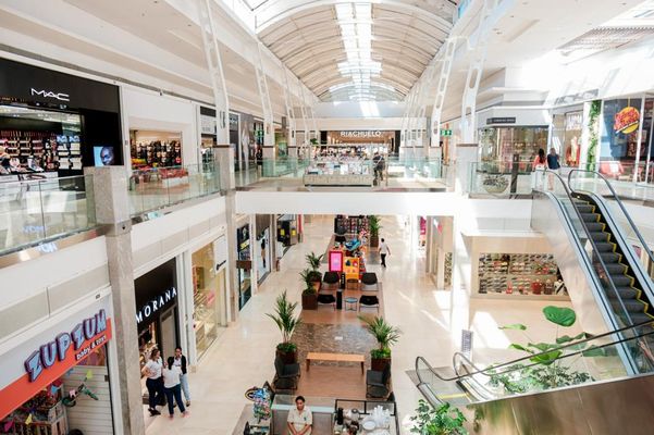 Sempre em movimento, o Shopping Vitória continua se reinventando e investindo em modernização para
oferecer as melhores opções ao público.  por Shopping Vitória/Divulgação