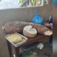 Imagem - Homem colhe mandioca gigante de 25 kg no quintal de casa na Serra