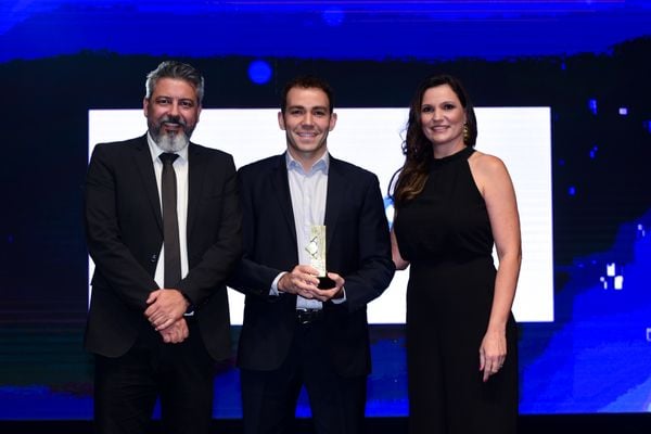 31° Recall de Marcas da Rede Gazeta realizado no cerimonial Le Buffet em Jardim Camburi. Vencedor no segmento empresa de ônibus: Águia Branca