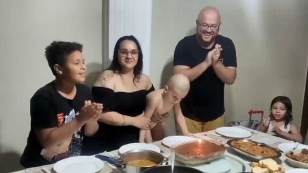 Heitor com a família