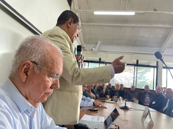 Missionários estrangeiros visitam Maanaim de Domingos Martins