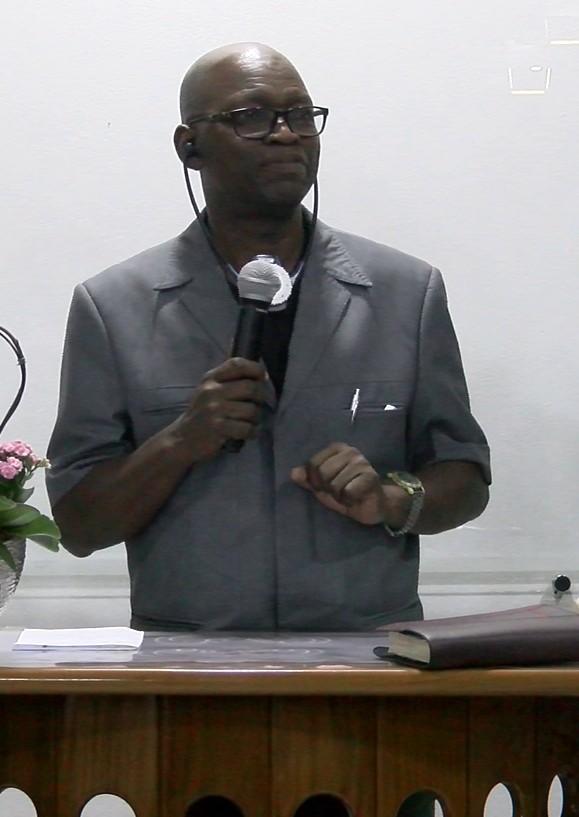 Segundo o pastor Jerry Makori, de Nairóbi, no Quênia, todos que professam a fé cristão estão diante da revelação da palavra de Deus
