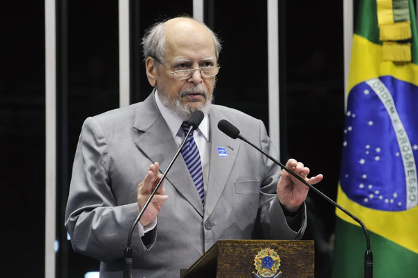 Sepúlveda Pertence, ex-ministro do STF, morre em Brasília, aos 85 anos