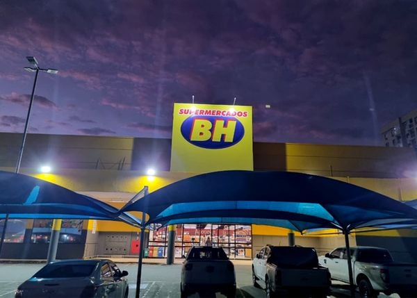 Loja do Supermercados BH em Laranjeiras, Serra