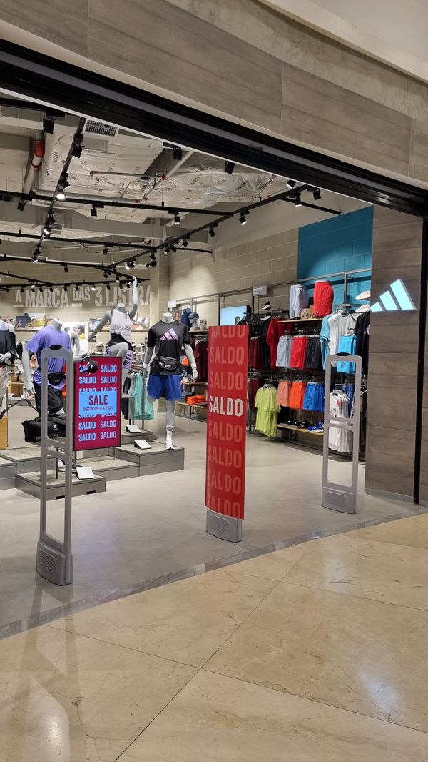 Para aquecer a estação mais fria do ano chega ao Shopping Vitória uma temporada de preços especiais com descontos de até 70% de desconto,  entre os dias 07, 08 e 09 de julho.   por Shopping Vitória/Divulgação