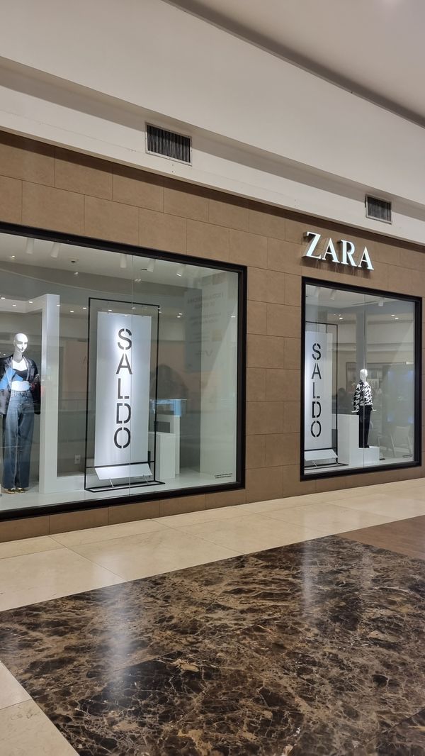 Para aquecer a estação mais fria do ano chega ao Shopping Vitória uma temporada de preços especiais com descontos de até 70% de desconto,  entre os dias 07, 08 e 09 de julho.   por Shopping Vitória/Divulgação