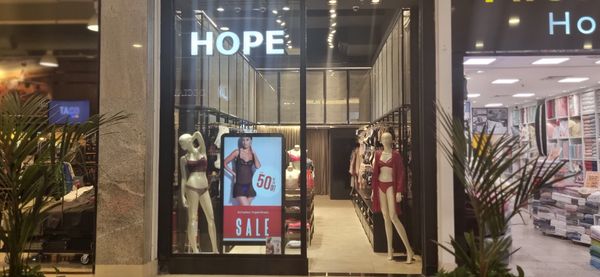 Para aquecer a estação mais fria do ano chega ao Shopping Vitória uma temporada de preços especiais com descontos de até 70% de desconto,  entre os dias 07, 08 e 09 de julho.   por Shopping Vitória/Divulgação