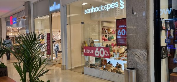 Para aquecer a estação mais fria do ano chega ao Shopping Vitória uma temporada de preços especiais com descontos de até 70% de desconto,  entre os dias 07, 08 e 09 de julho.   por Shopping Vitória/Divulgação