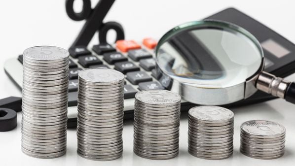 A média da OCDE reflete uma tendência de maior participação de impostos diretos, especialmente sobre a renda, o que confere maior progressividade a seus sistemas