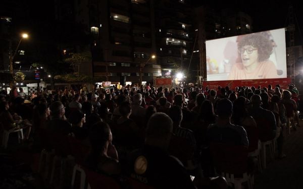 Cine itinerante no ES