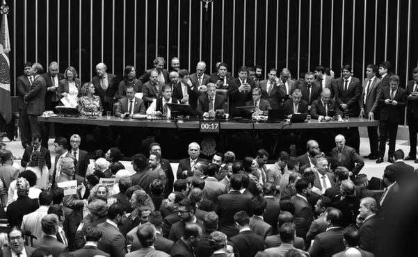 Votação da reforma tributária na Câmara dos Deputados