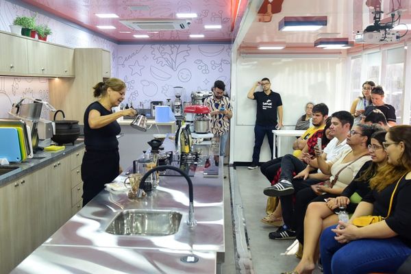 Fest Gastronomia: aula-show de cafés especiais com a personal barista Lúcia Barros