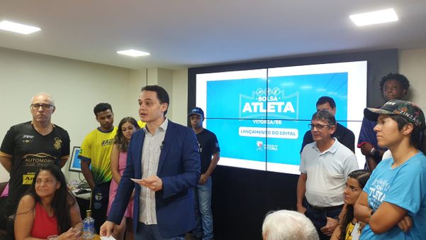 Lorenzo Pazolini na solenidade de divulgação do Bolsa Atleta de 2023