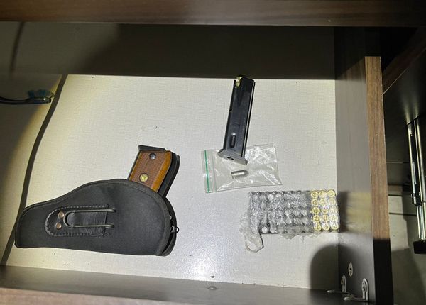 Dinheiro, drogas e arma foram encontrados durante operação Black Lança, da PF por Reprodução | Polícia Federal