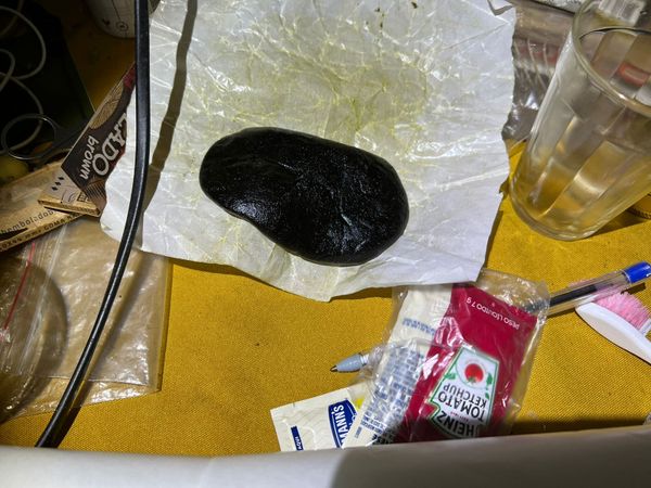 Dinheiro, drogas e arma foram encontrados durante operação Black Lança, da PF por Reprodução | Polícia Federal