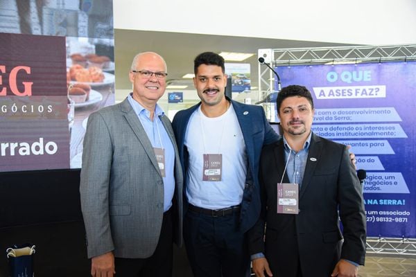 Eduardo Zanotti, Wander Miranda e Giuliano de Castro na 208a edição do Café de Negócios da Ases, realizado nesta quarta (12), na Serra