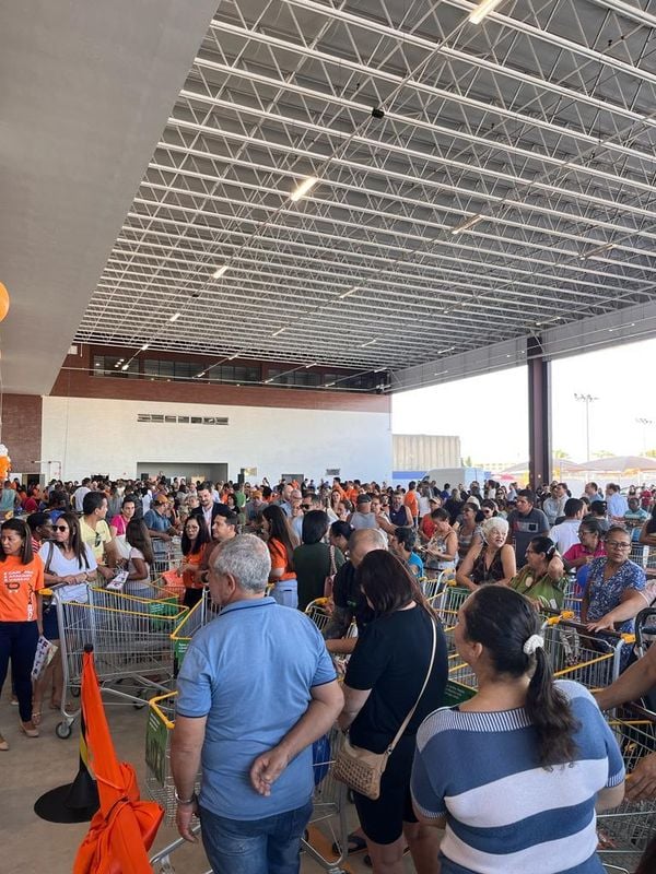 A partir da variedade de produtos o estabelecimento se baseia em um modelo de negócios que une características do atacado e do varejo. por Top Max/Divulgação