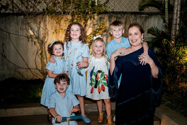 Sônia Abelha e netos