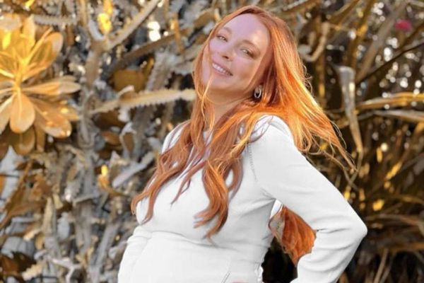 Lindsay Lohan dá à luz seu primeiro filho