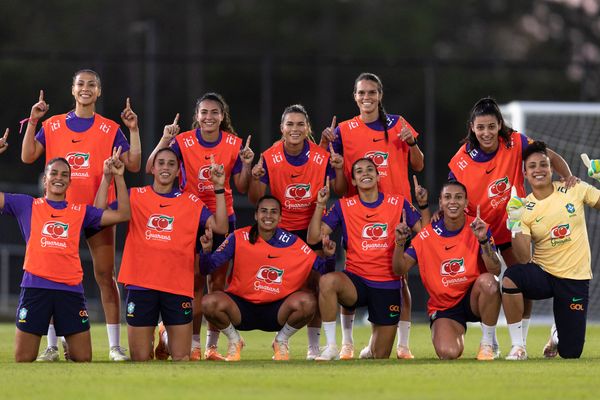 Seleção Brasileira de Futebol Feminino parte em busca do primeiro título mundial