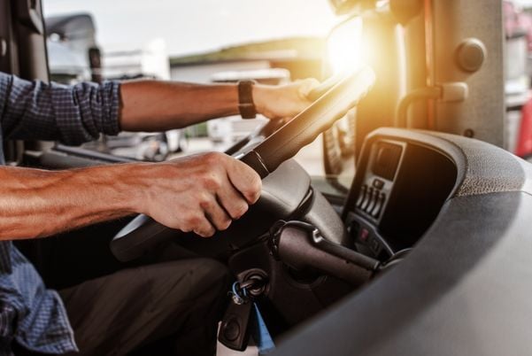 5 hábitos que o motorista deve abandonar na direção do seu veículo
