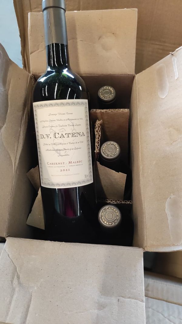 Receita apreende vinhos que podem chegar a mais de R$ 2,8 mil no ES por Receita Federal