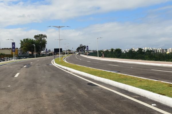 Inauguração do Viaduto de Carapina pelo governador Renato Casagrande  por Carlos Alberto Silva
