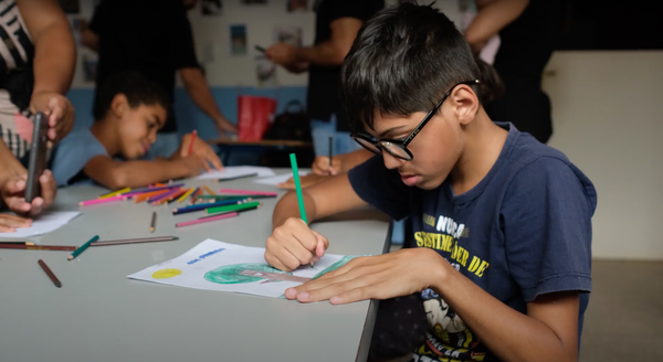 Exclusiva da Óticas Diniz, a ONO Brasil nasceu com o propósito de ajudar crianças e jovens em vulnerabilidade social a terem acesso a óculos de qualidade