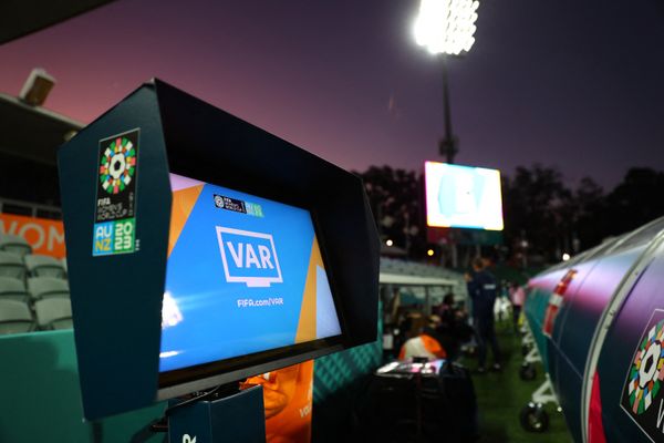 FIFA está testando mudança importante no protocolo do VAR