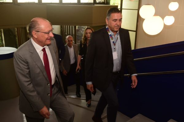 vice-presidente da república, Geraldo Alckmin,  e o presidente da Rede Gazeta, Café Lindenberg por Ricardo Medeiros