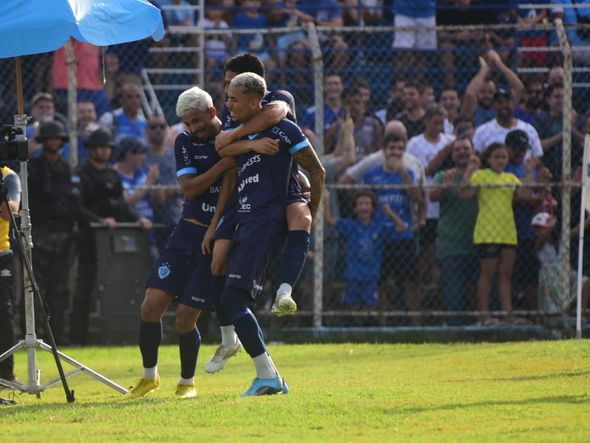 Imagens da partida entre Vitória e Ceilândia-DF pela segunda fase da Série D por Ricardo Medeiros