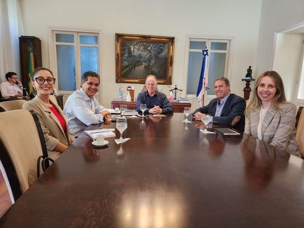 Reunião no Palácio Anchieta entre o governador Renato Casagrande, o vice Ricardo Ferraço e o vice-presidente do Conselho do Grupo Boticário, Artur Grynbaum