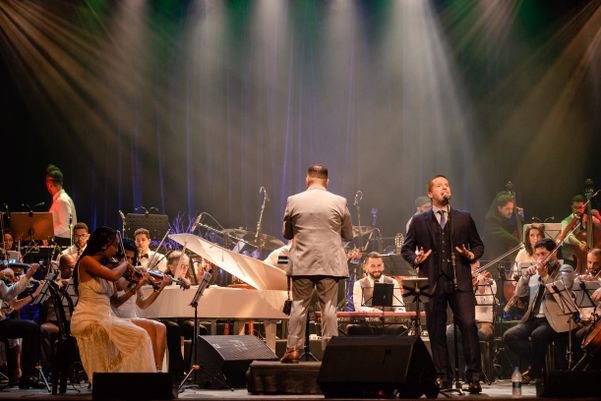 Concerto da Orquestra Filarmonica Moderna Brasileira com Pedro Mariano