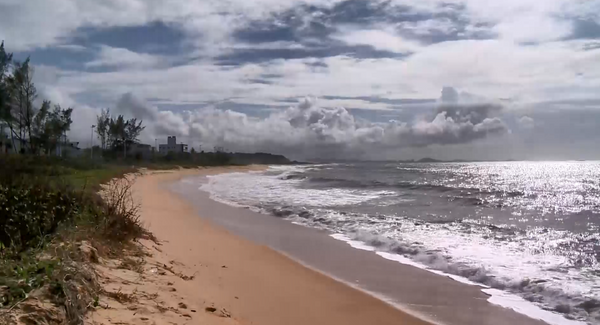 Praia das Pelotas, em Guarapari, registrou quatro afogamentos em cerca de uma semana