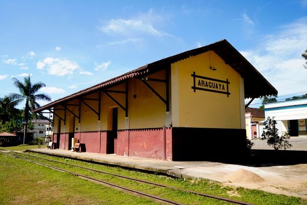 Estação de Araguaia, em Marechal Floriano por Matéria especial sobre ferrovias
